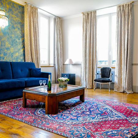 Champagne Andre Bergere & Suites Еперне Екстериор снимка