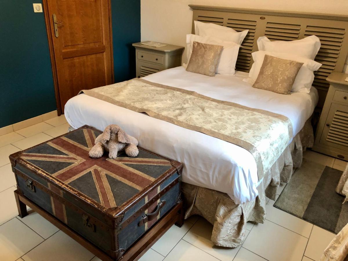 Champagne Andre Bergere & Suites Еперне Екстериор снимка