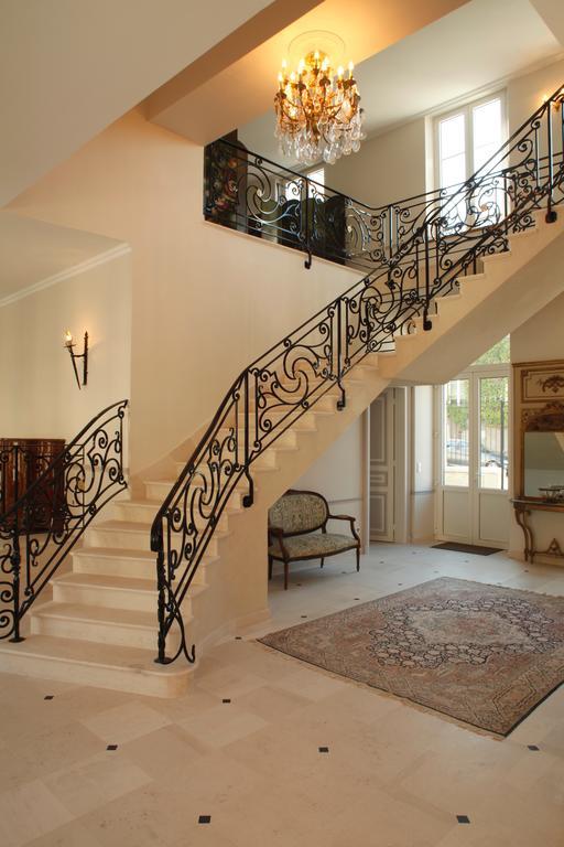 Champagne Andre Bergere & Suites Еперне Стая снимка